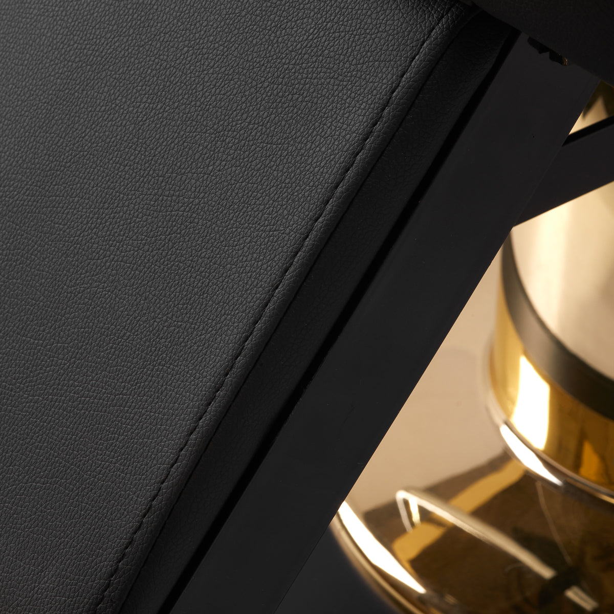 Barberstuhl Marcus Gold