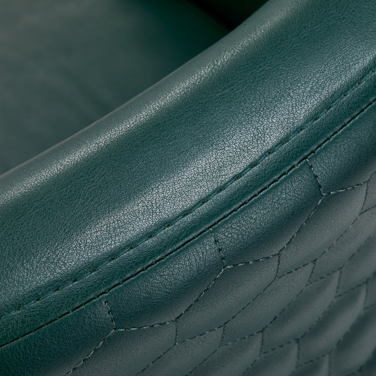 Gabbiano Friseurstuhl Wersal Goldflasche grün